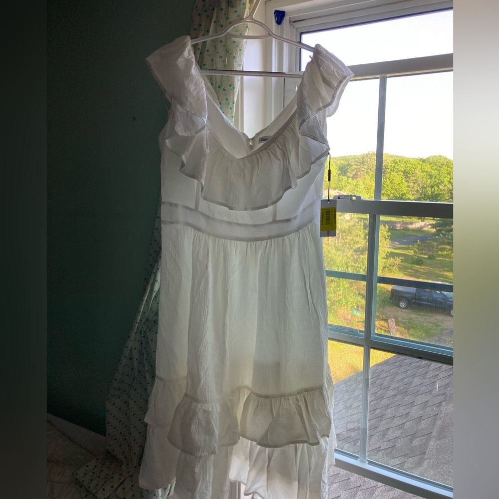 White Calvin Klein Off-the-Shoulder Dress Size 8